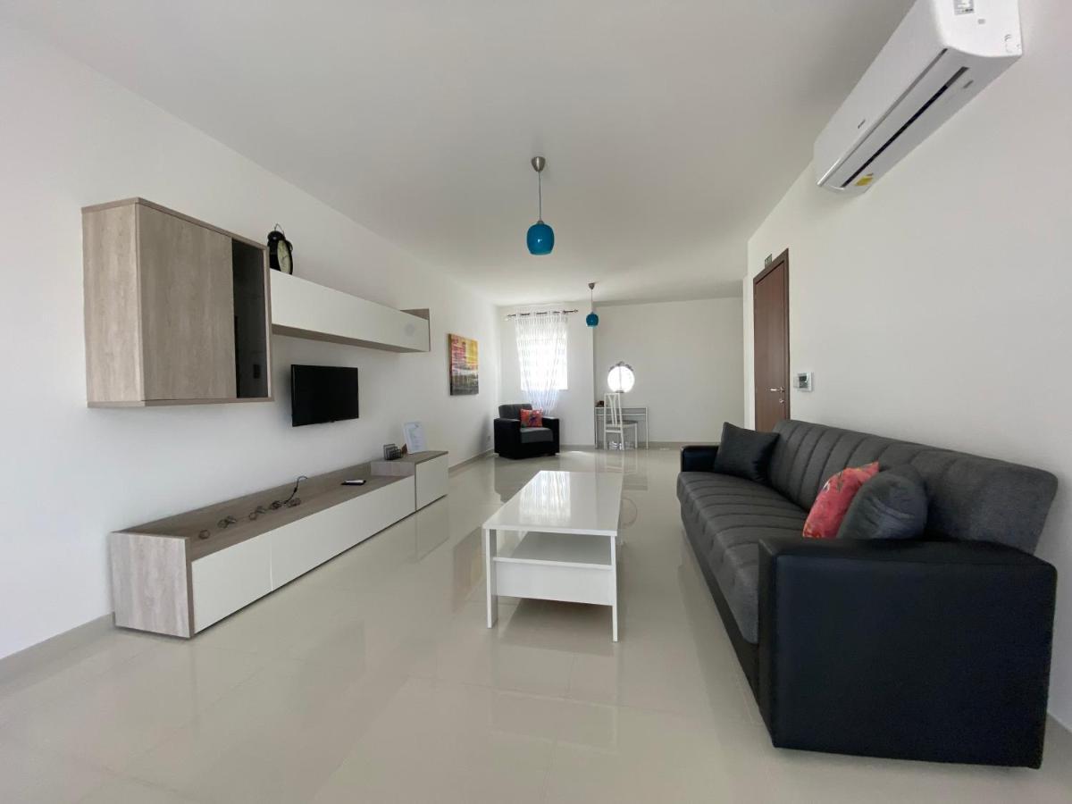 Sunshine Apartments Mellieha - Modern Three Bedroom Apartment - Apt No 1 Extérieur photo